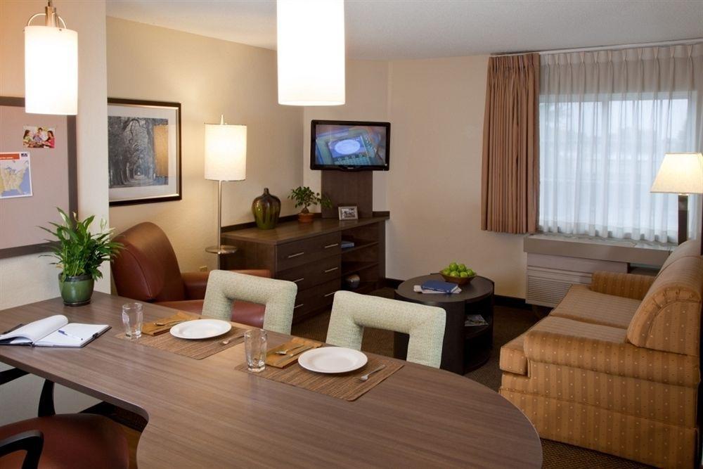 Candlewood Suites Sidney By Ihg Exterior foto